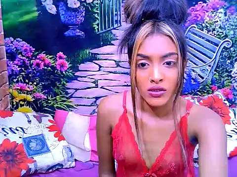 Snapshot of IndianPretty14u2Luv chatting on July 15, 10:48 pm IndianPretty14u2Luv online show from July 15, 10:48 pm
