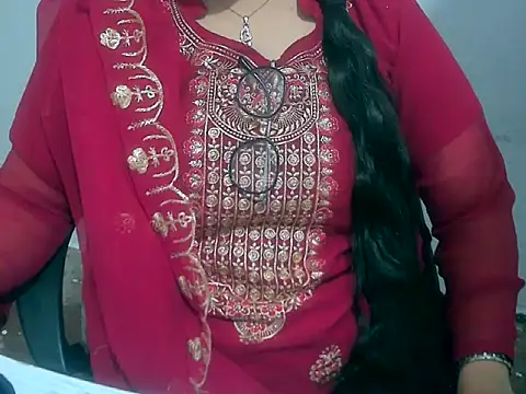 Cute Aliyaa online show from February 27, 7:30 am