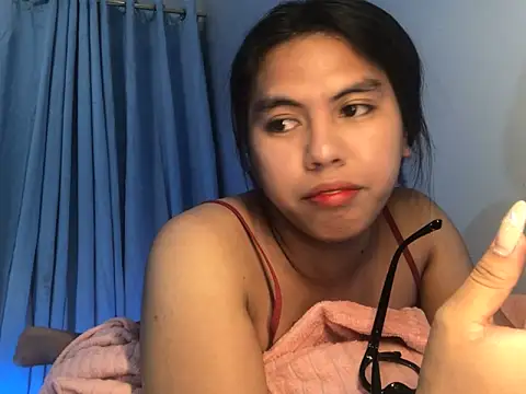 Snapshot of Seductive_Cockybella chatting on February 3, 4:10 am Seductive Cockybella online show from February 3, 4:10 am