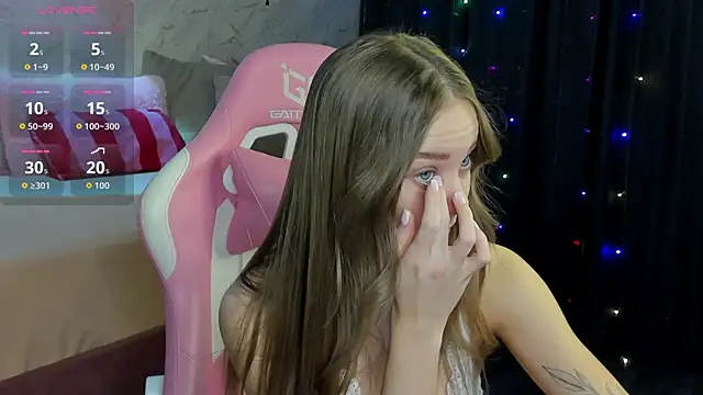 Tesssa Young online show from February 12, 1:33 am