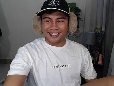 Snapshot of beraldick chatting on February 24, 11:19 am beraldick online show from February 24, 11:19 am