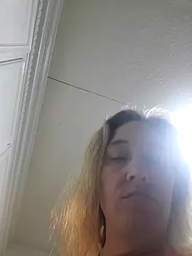 Snapshot of Sunflower0025 chatting on March 3, 12:50 am Sunflower0025 online show from March 3, 12:50 am