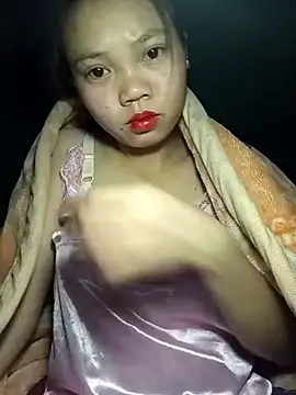 Snapshot of derylove_ chatting on February 7, 5:16 pm derylove online show from February 7, 5:16 pm