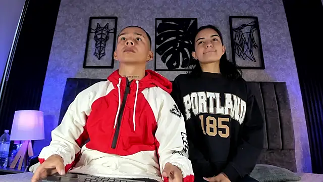 Snapshot of bliinkii_and_luka_ chatting on February 7, 12:31 pm bliinkii and luka online show from February 7, 12:31 pm