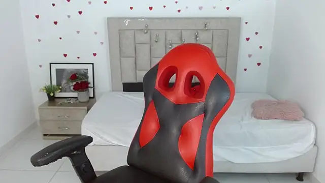 Caius fox online show from March 30, 1:23 pm