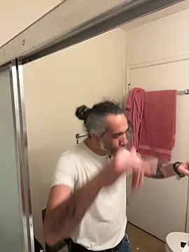 Snapshot of DaddyScorpio78 chatting on February 21, 11:33 am DaddyScorpio78 online show from February 21, 11:33 am