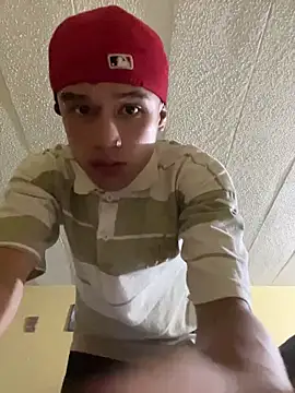 Snapshot of Dominik_Souza chatting on February 9, 3:43 am Dominik Souza online show from February 9, 3:43 am