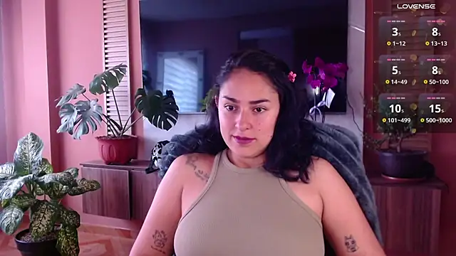 Iris colette online show from April 2, 12:47 pm