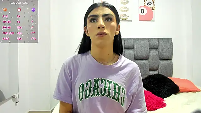 Isabella Moon9 online show from April 12, 6:24 pm