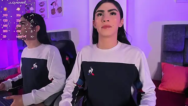 Isabella Moon9 online show from April 13, 11:48 am