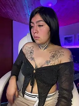 Snapshot of Angelica_pink18 chatting on February 10, 3:32 am Angelica pink18 online show from February 10, 3:32 am