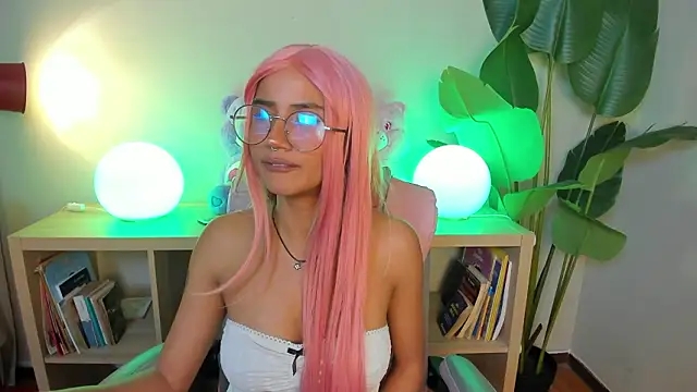 Lia flor online show from March 2, 7:26 am