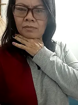 Snapshot of AfroditaX23 chatting on February 23, 7:33 pm AfroditaX23 online show from February 23, 7:33 pm