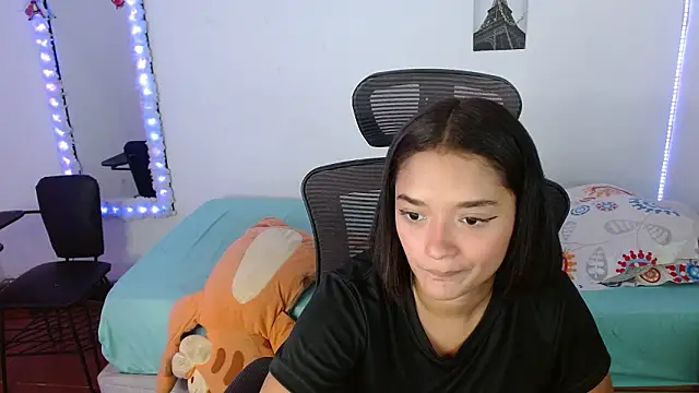 Lolitaa  VIP online show from February 3, 7:30 pm