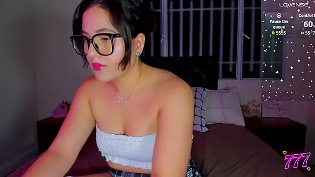 Alessandra 01 online show from March 21, 2:05 am