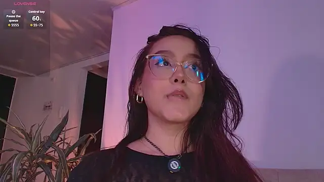 kittysophie  online show from March 8, 12:52 am