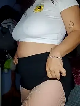 kuramaqueen online show from June 21, 9:23 am