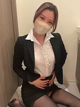  3 mNm 3  online show from March 9, 11:20 pm