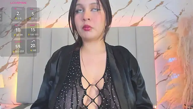 Snapshot of mia_serena_ chatting on February 11, 7:52 pm mia serena online show from February 11, 7:52 pm