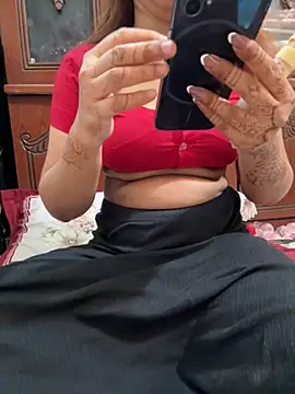 Snapshot of Honey_rose2 chatting on June 3, 8:25 pm Honey rose2 online show from June 3, 8:25 pm