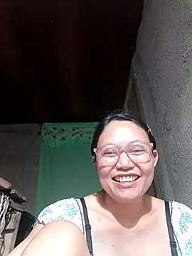 Snapshot of hotpinay_45 chatting on February 19, 7:37 am hotpinay 45 online show from February 19, 7:37 am