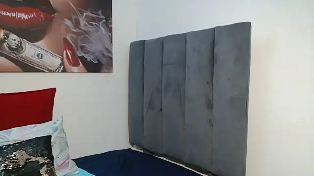 Snapshot of Moreish-06 chatting on February 22, 5:33 pm Moreish-06 online show from February 22, 5:33 pm