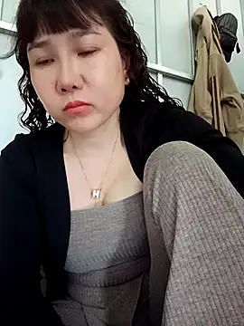 Ana-love2026 online show from April 14, 12:38 am