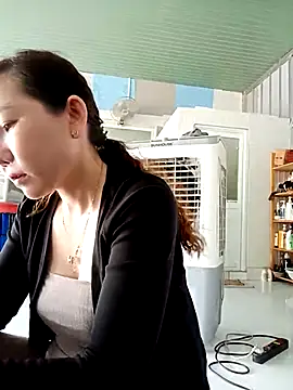 Ana-love2026 online show from April 18, 1:42 am