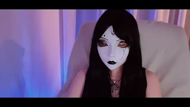 NoirLiliyaa online show from February 8, 8:34 pm