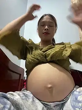 Emxinhka1 online show from April 5, 3:20 pm