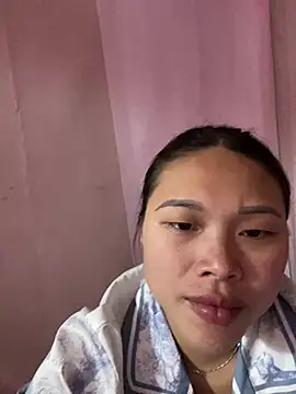 Emxinhka1 online show from April 10, 11:59 am