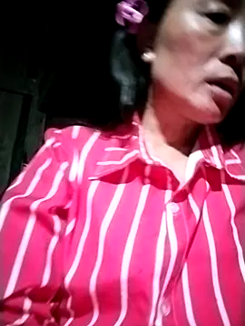 Snapshot of Neoone_1 chatting on April 30, 12:44 pm Neoone 1 online show from April 30, 12:44 pm
