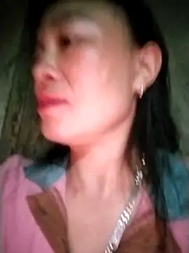 Snapshot of Neoone_1 chatting on May 2, 11:21 pm Neoone 1 online show from May 2, 11:21 pm
