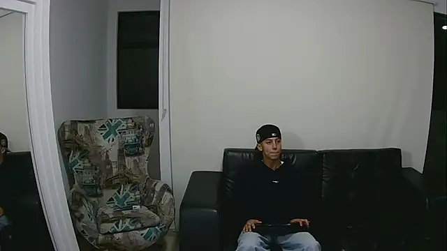 Snapshot of Matt_Jonnes chatting on February 7, 3:32 am Matt Jonnes online show from February 7, 3:32 am