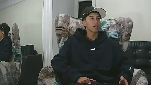 Snapshot of Matt_Jonnes chatting on February 16, 11:56 pm Matt Jonnes online show from February 16, 11:56 pm