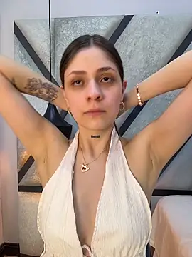 Snapshot of AriaWillssX chatting on February 28, 8:32 pm AriaWillssX online show from February 28, 8:32 pm