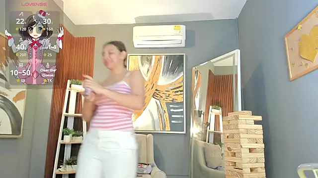 Snapshot of nina_swaan chatting on February 4, 11:05 am nina swaan online show from February 4, 11:05 am