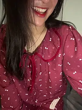 Snapshot of hotgirl-sexy chatting on February 8, 3:15 pm hotgirl-sexy online show from February 8, 3:15 pm