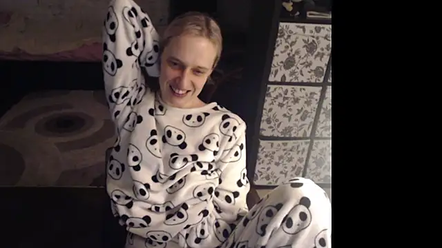 Your guilty pleasure1 online show from February 20, 2:19 am