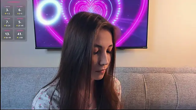 CarlaSpiva online show from April 9, 9:04 am