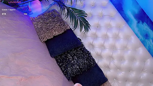 Snapshot of Baby_Lumina chatting on February 3, 6:40 am Baby Lumina online show from February 3, 6:40 am