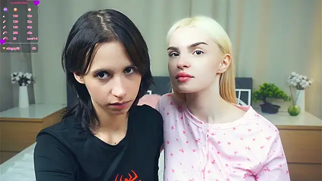 Snapshot of PatricePerlow chatting on March 2, 8:59 pm PatricePerlow online show from March 2, 8:59 pm