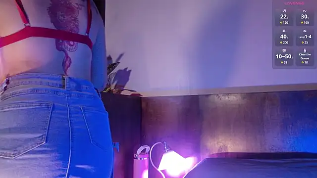 Snapshot of Maddie_fields chatting on February 20, 5:02 pm Maddie fields online show from February 20, 5:02 pm