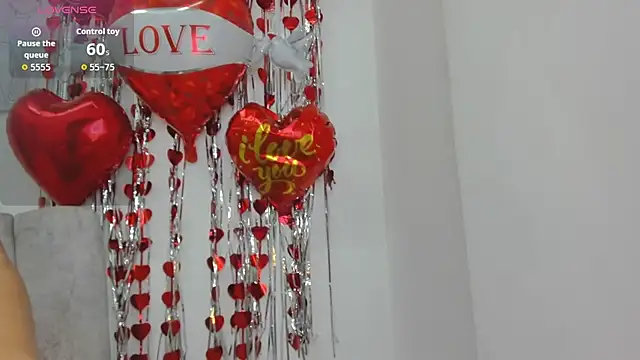 Snapshot of velvetluna_ chatting on February 14, 11:40 am velvetluna online show from February 14, 11:40 am