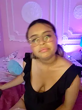 AngellVisen online show from February 5, 7:51 pm