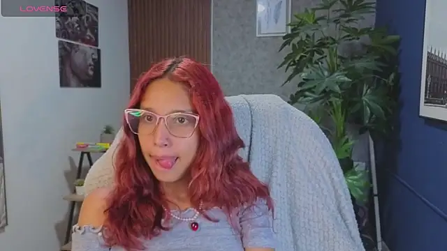 saphire  online show from April 1, 12:28 pm