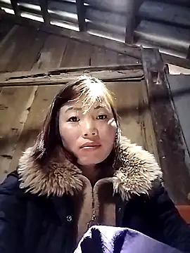 Snapshot of Ella-aa chatting on February 2, 4:55 am Ella-aa online show from February 2, 4:55 am