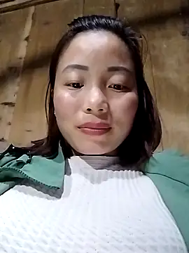 Snapshot of Ella-aa chatting on February 18, 7:48 am Ella-aa online show from February 18, 7:48 am