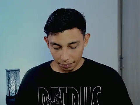 nilo2021 online show from April 17, 9:40 pm