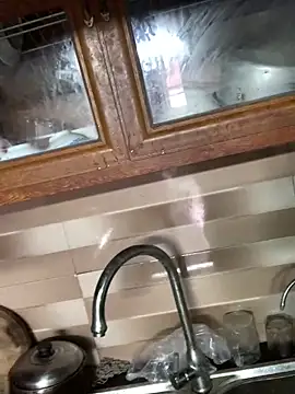 Snapshot of YANINA120 chatting on February 18, 2:07 am YANINA120 online show from February 18, 2:07 am